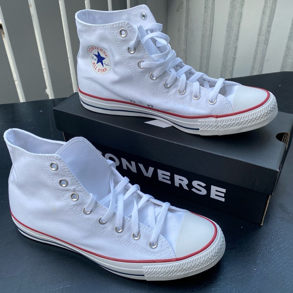 Men’s Converse Chuck Taylor All Star Sneakers